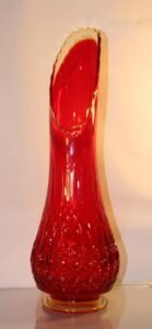 Vintage Le Smith Diamond Butt Glass Vase Amberina 24” Gorgeous Red Viking Swung